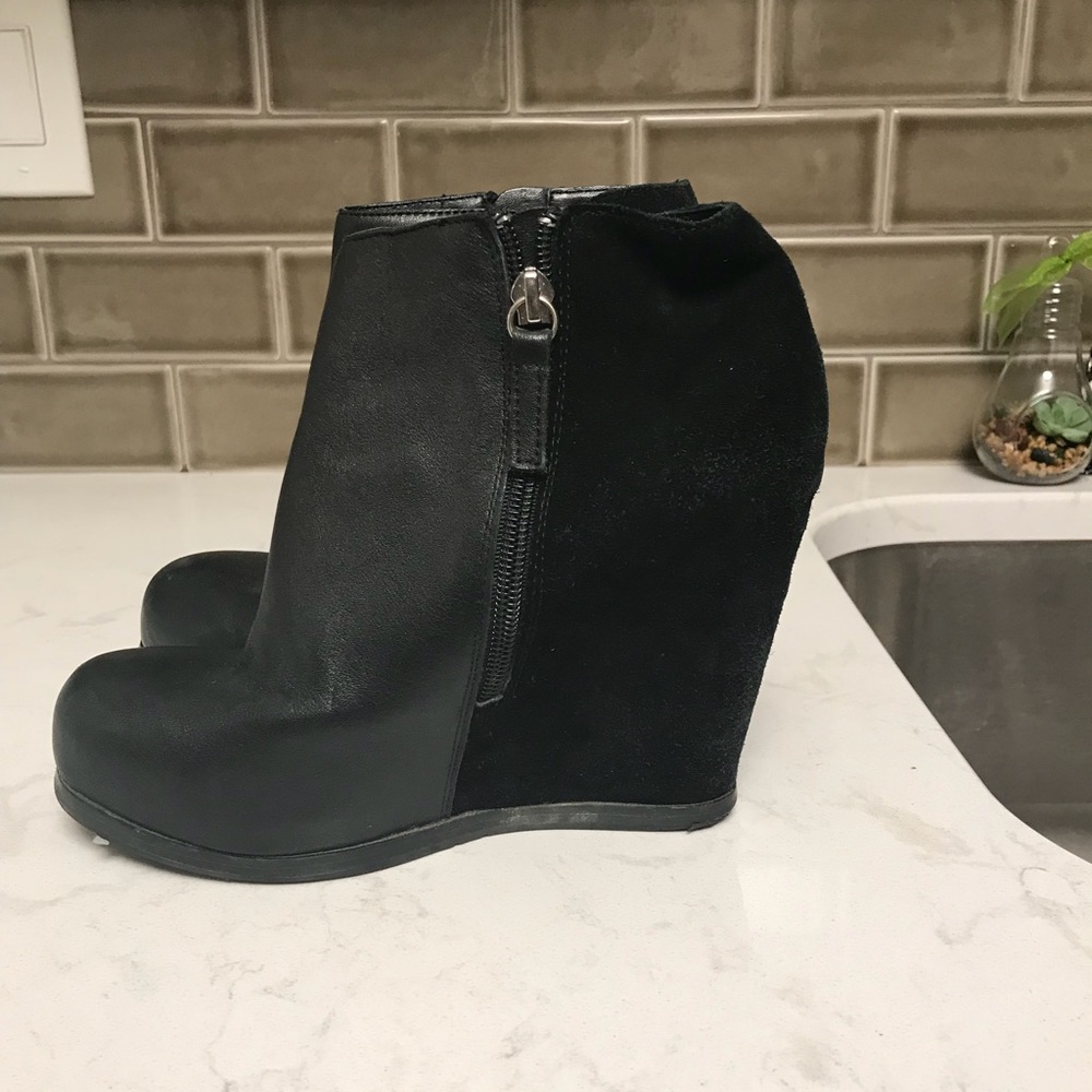Dolce vita leather & suede wedge booties